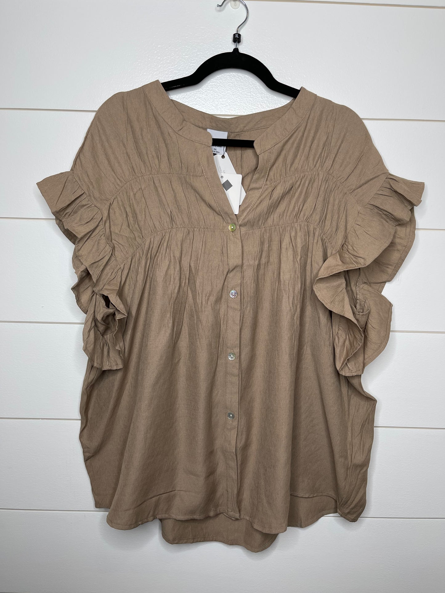 CURVY Woven Button Down V-Neck