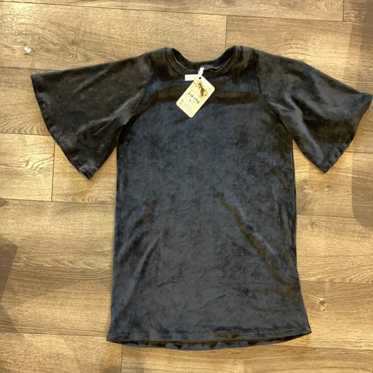 Solid long sleeve velvet dress