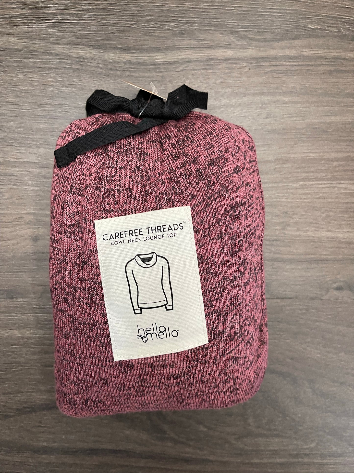 HelloMello Carefree Top