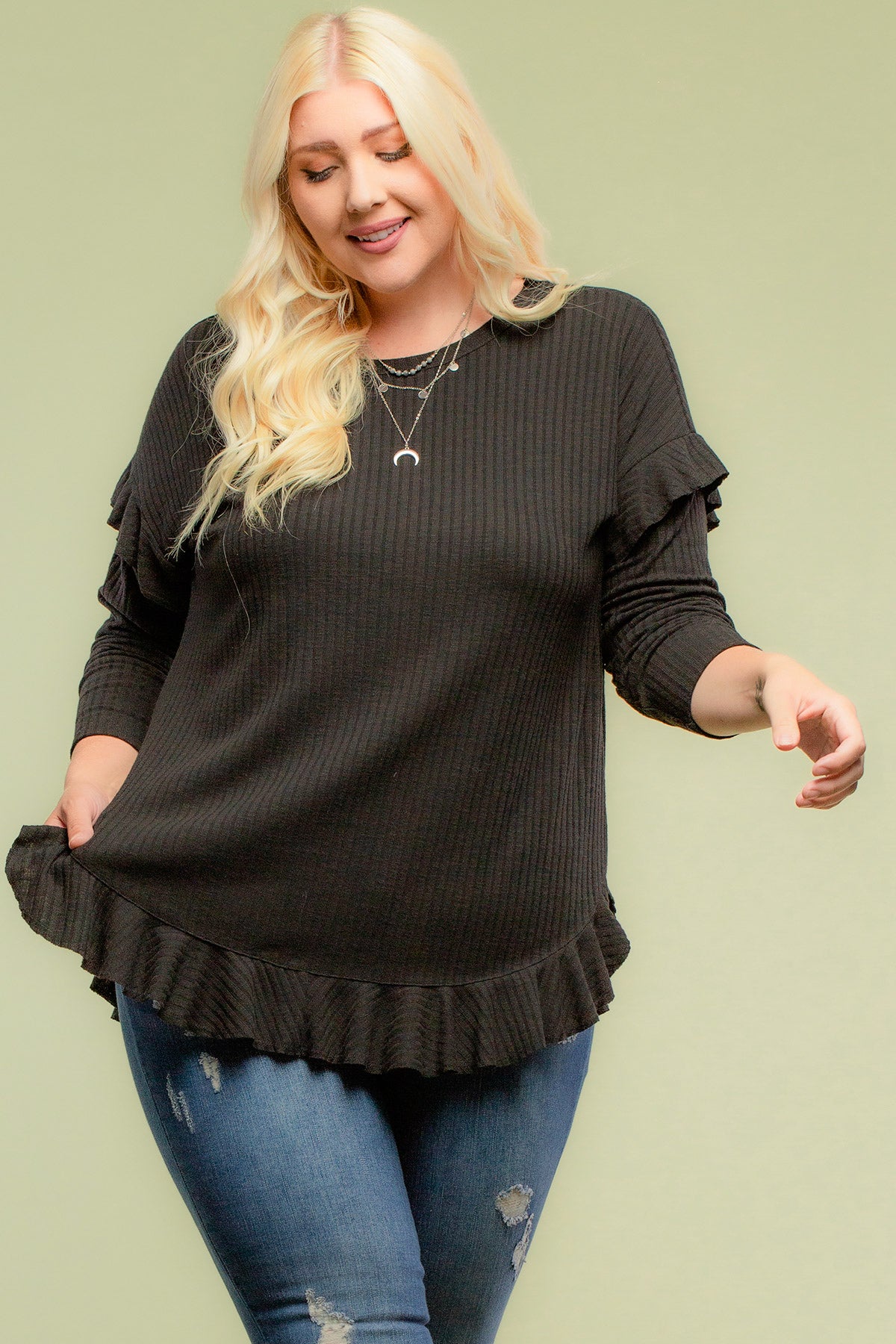 CURVY Ribbed & Ruffle Long Sleeve Top