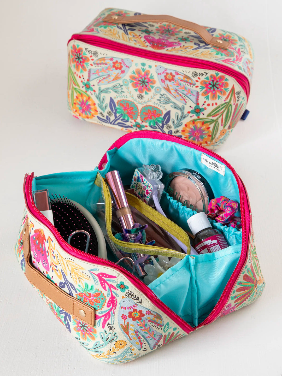 Natural Life - Travel Cosmetics Holder
