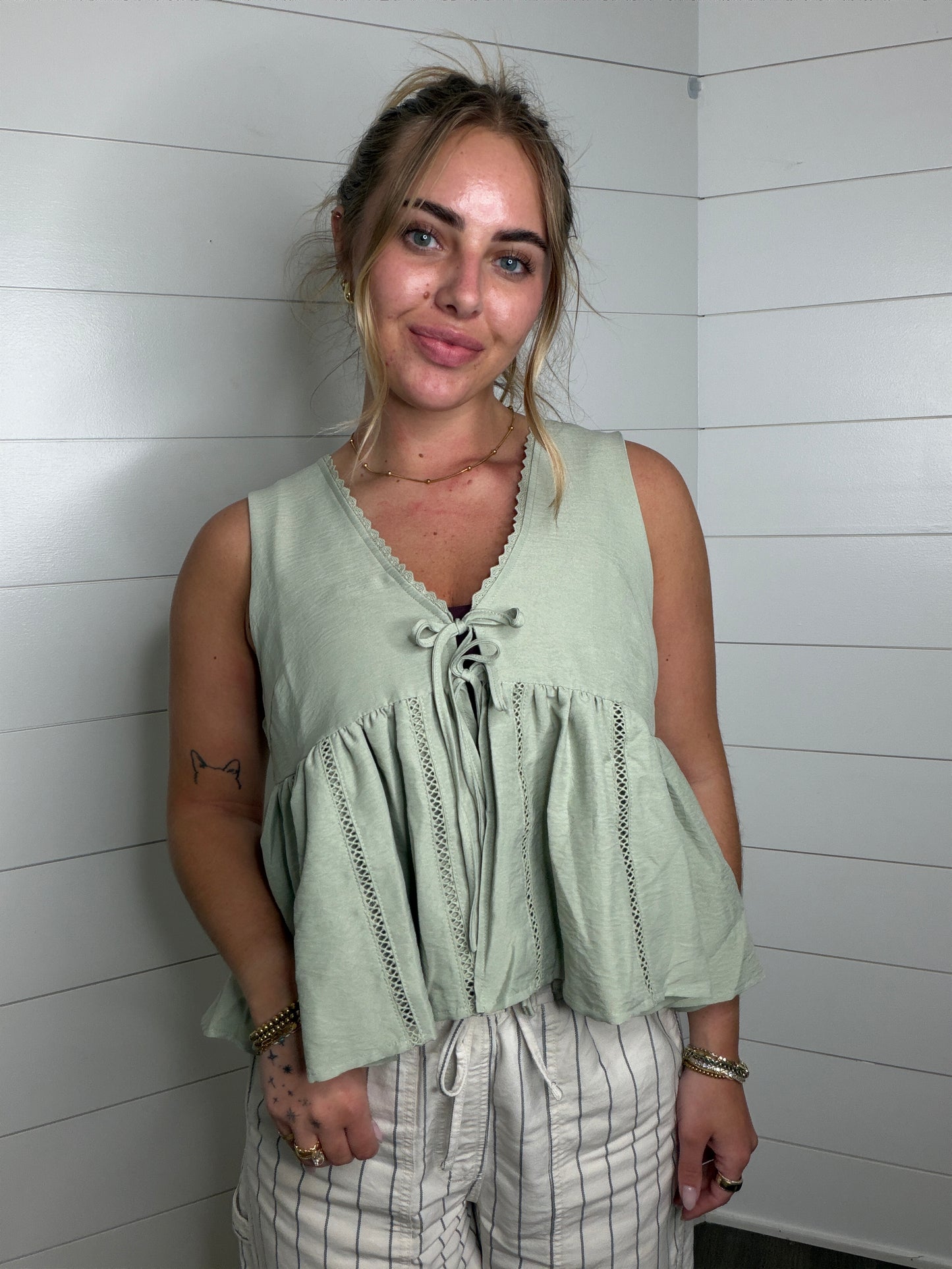 Lace Trim Tie Tank