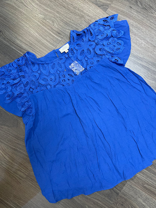 CURVY - Lace Top