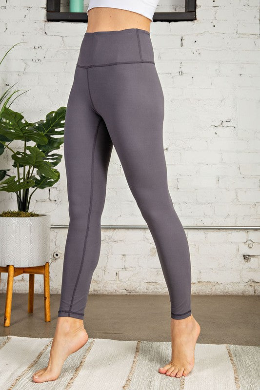 Buttery Soft and Curve-Hugging: Carbonado Leggings Have It All 🖤💎