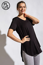 CURVY Basic V-Neck Short Sleeve