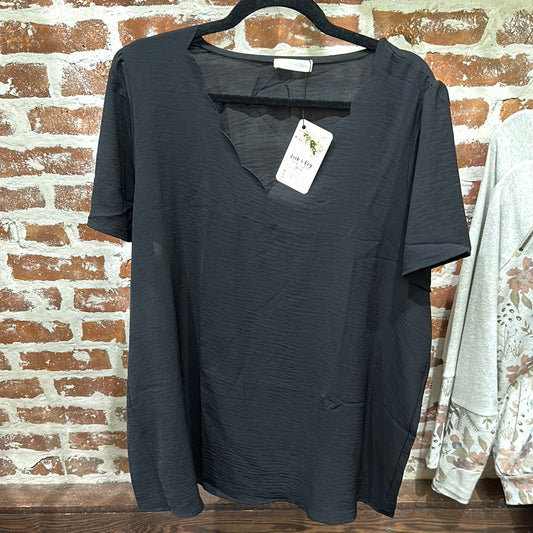 CURVY Black Blouse W/Scallop Neck